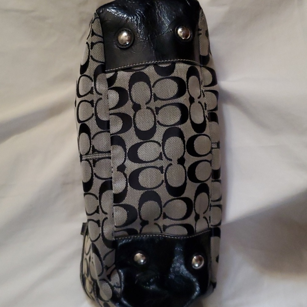 Coach Purse - Picture 9 of 16